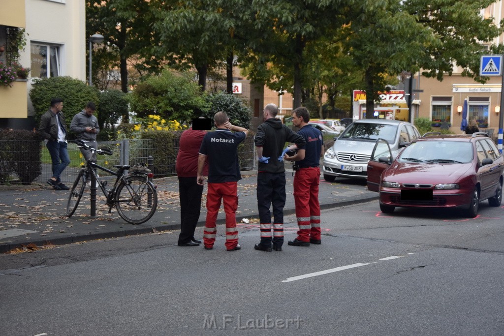 VU Rad Pkw Koeln Buchheim Herlerstr P23.JPG - Miklos Laubert